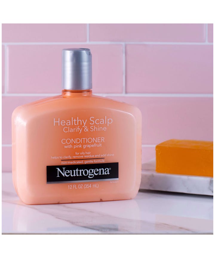 Neutrogena&reg; Healthy Scalp Clarify &amp; Shine Conditioner with Pink Grapefruit