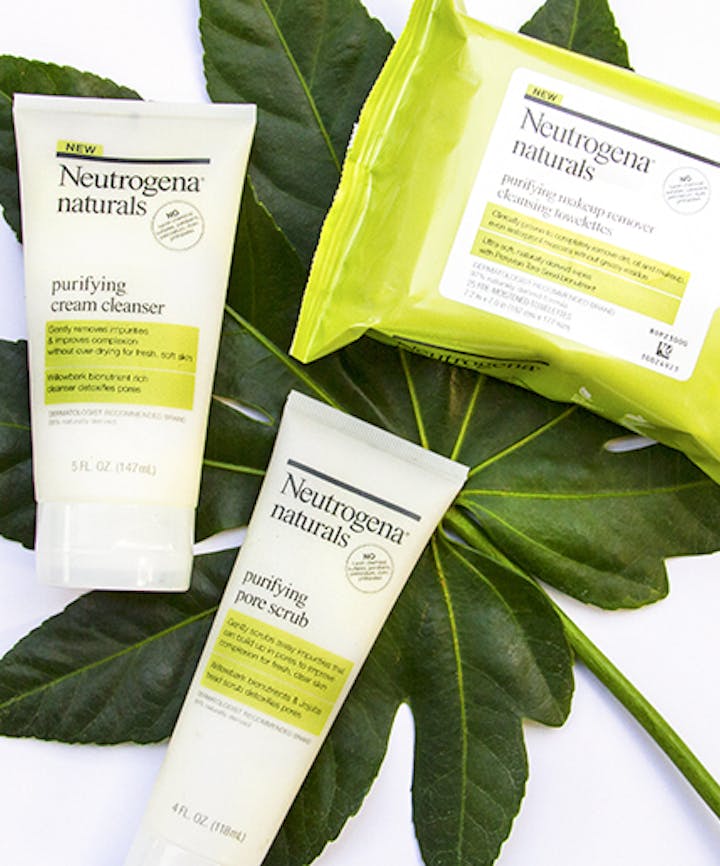 Neutrogena&reg; Naturals Purifying Makeup Remover Cleansing Towelettes