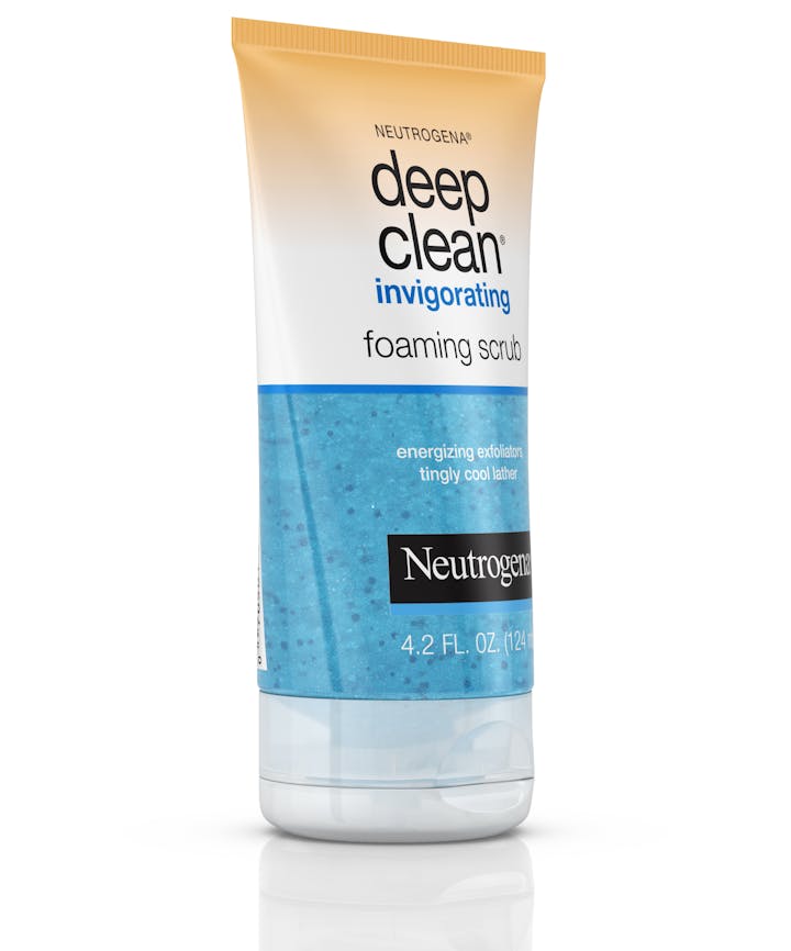Deep Clean&reg; Invigorating Foaming Scrub
