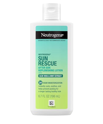 Sun Rescue&trade; After Sun Replenishing Lotion for Moisturized Sensitive Skin